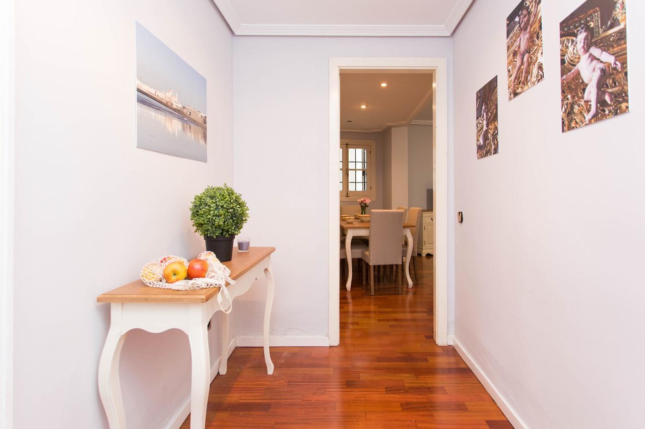 Svq Apartments - Patio Santa Cruz Sevilla Exteriör bild